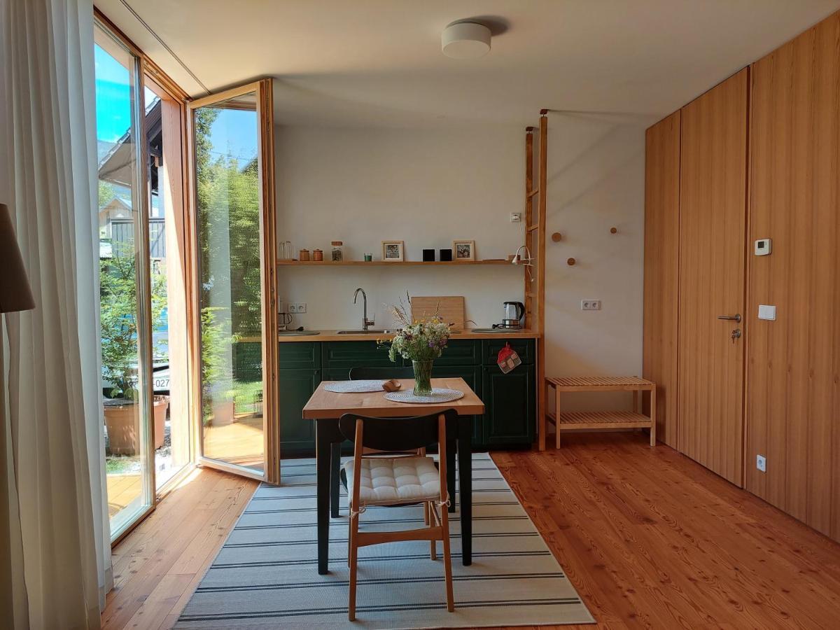 Apartma Hisa 6 ボーヒニ エクステリア 写真